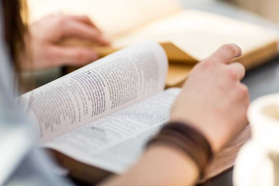 should-we-read-the-bible-every-day-bible-to-life